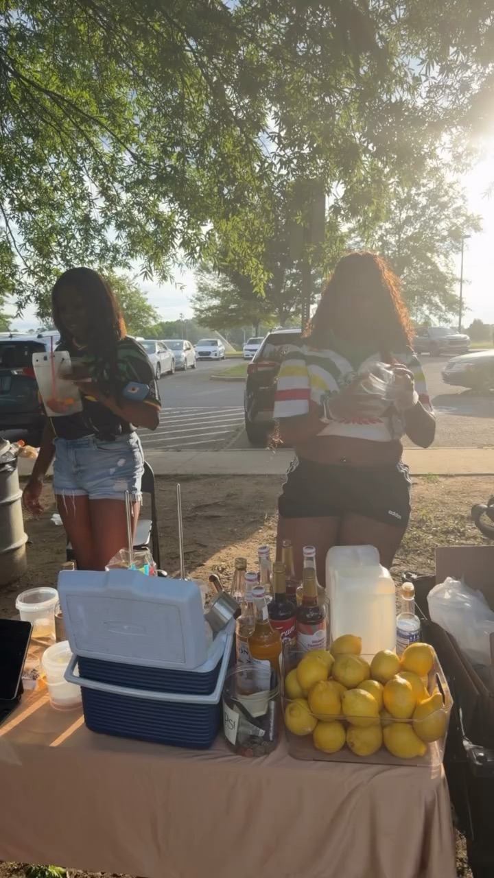 Fresh lemonade closeup at park event